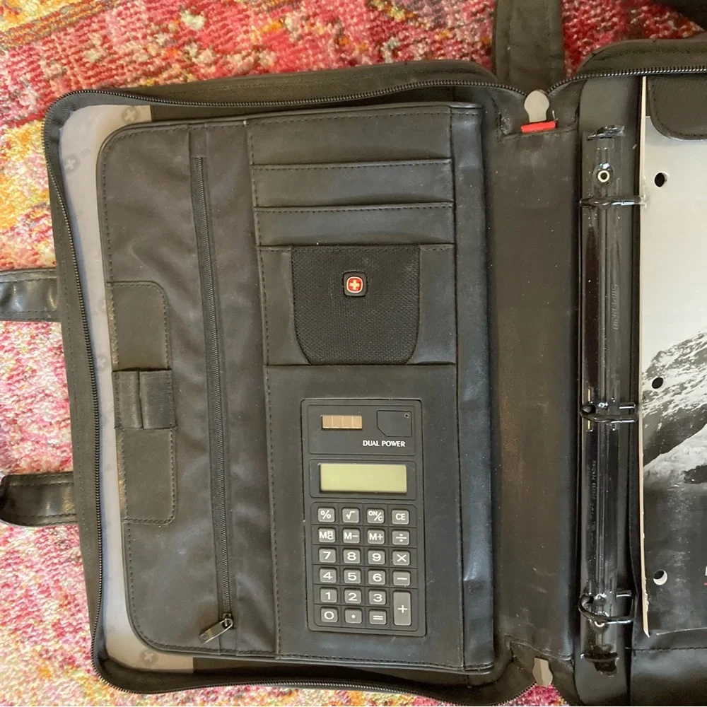 Wenger Swiss Army Laptop Computer Case Shoulder Carryon Briefcase Black